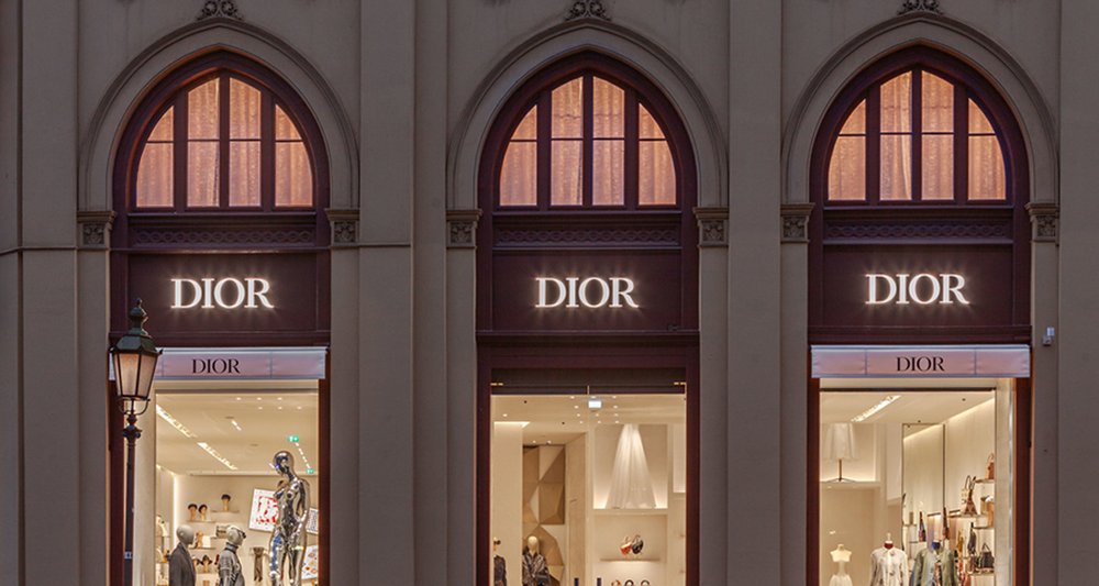 Dior Boutique | Clear 3
